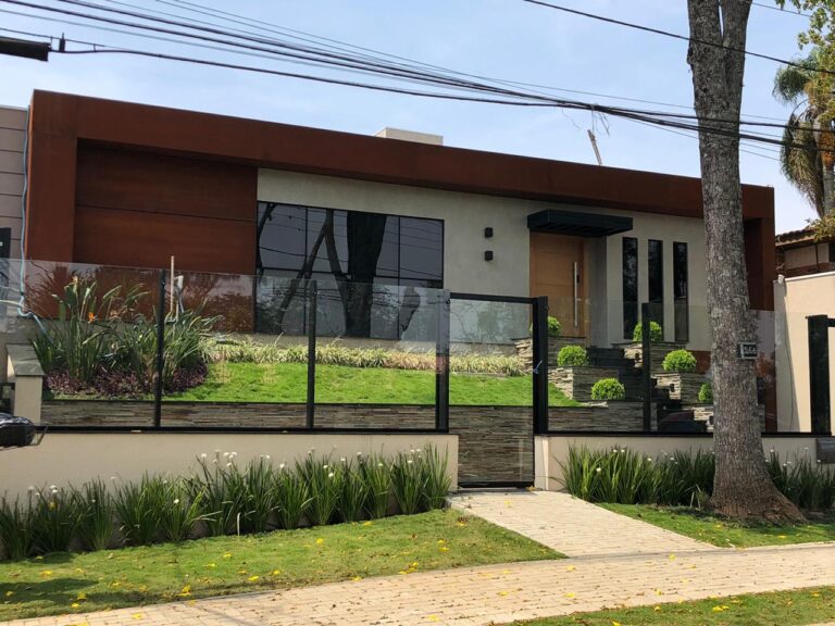 escritorio4-768x576